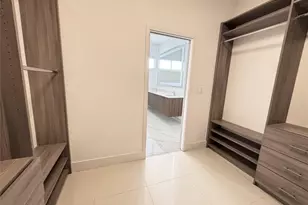 1239 NE 18th Ave, Fort Lauderdale, FL 33304 - Photo 21