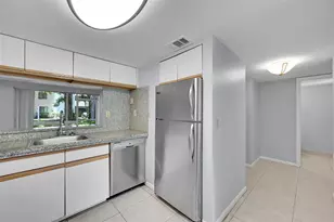 796 NW 91st Terrace, Plantation, FL 33324 - Photo 9