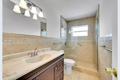 2111 NE 42nd Court #201w, Pompano Beach, FL 33064 - Photo 11