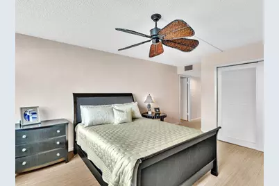 1147 Hillsboro Mile #802, Pompano Beach, FL 33062 - Photo 35