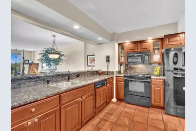 1147 Hillsboro Mile #802, Pompano Beach, FL 33062 - Photo 17