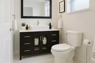 916 NE 27th Ave, Hallandale Beach, FL 33009 - Photo 5