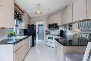 1654 SW Waterfall Blvd, Palm City, FL 34990 - Photo 9