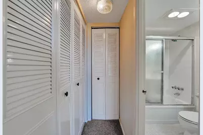 9440 Poinciana Place #109, Davie, FL 33324 - Photo 15