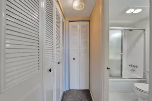 9440 Poinciana Pl, Davie, FL 33324 - Photo 15