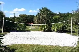 3320 Pinewalk Dr Unit, Margate, FL 33063 - Photo 13