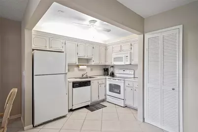 4980 E Sabal Palm Boulevard #330, Tamarac, FL 33319 - Photo 5