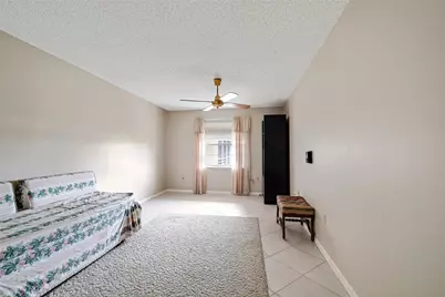 4980 E Sabal Palm Boulevard #330, Tamarac, FL 33319 - Photo 13
