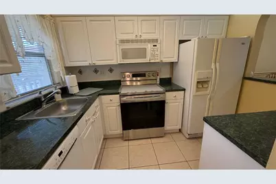 9261 Sunrise Lakes Boulevard #212, Sunrise, FL 33322 - Photo 5