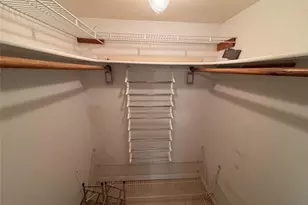 9261 Sunrise Lakes Blvd, Sunrise, FL 33322 - Photo 11