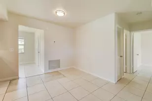 458 SE Galleon Ln, Port Saint Lucie, FL 34983 - Photo 5