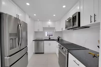 8911 S Hollybrook Boulevard #201, Hollywood, FL 33025 - Photo 7