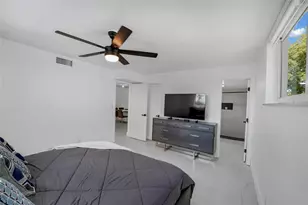 8911 S Hollybrook Blvd, Hollywood, FL 33025 - Photo 17