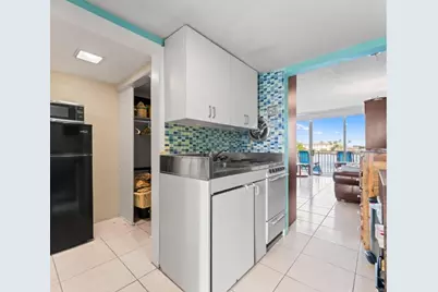 2508 Bay Drive #209, Pompano Beach, FL 33062 - Photo 7