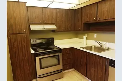 1400 Saint Charles Place #211, Pembroke Pines, FL 33026 - Photo 9