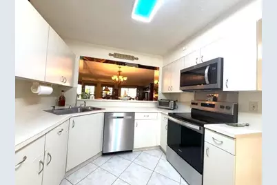 7449 Fairfax Drive #211, Tamarac, FL 33321 - Photo 5