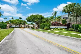 7449 Fairfax Dr, Tamarac, FL 33321 - Photo 57