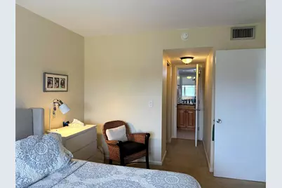 9230 Lagoon Place #408, Davie, FL 33324 - Photo 15