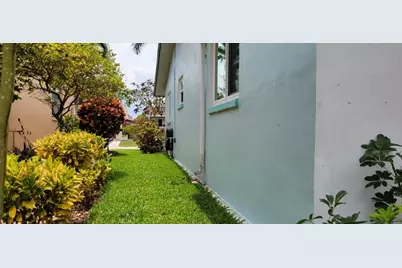 5011 NW 50th Court, Tamarac, FL 33319 - Photo 39