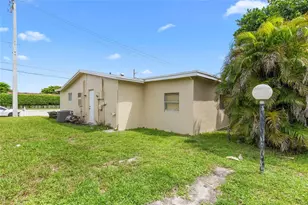 1060 NW 49th Ct, Pompano Beach, FL 33064 - Photo 27