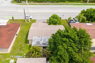 1060 NW 49th Ct, Deerfield Beach, FL 33064 - Photo 29