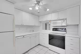 3150 Holiday Springs Blvd, Margate, FL 33063 - Photo 9