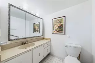 600 Three Islands Boulevard, Hallandale Beach, FL 33009 - Photo 15