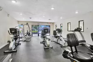 9660 Sunrise Lakes Blvd, Sunrise, FL 33322 - Photo 25