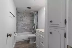 418 S Cypress Rd, Pompano Beach, FL 33060 - Photo 5