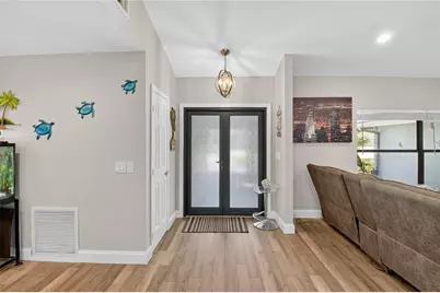 10182 Boca Woods Lane, Boca Raton, FL 33428 - Photo 9