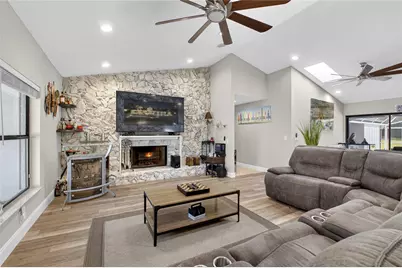 10182 Boca Woods Lane, Boca Raton, FL 33428 - Photo 13