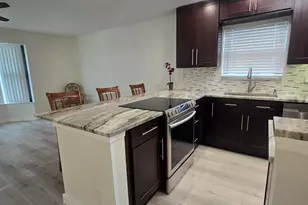 2098 SW 17th Dr, Deerfield Beach, FL 33442 - Photo 7