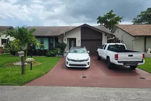 2098 SW 17th Dr, Deerfield Beach, FL 33442 - Photo 3