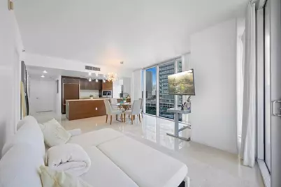 475 Brickell Avenue #1815, Miami, FL 33131 - Photo 5