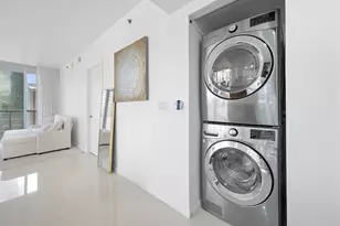 475 Brickell Ave, Miami, FL 33131 - Photo 9