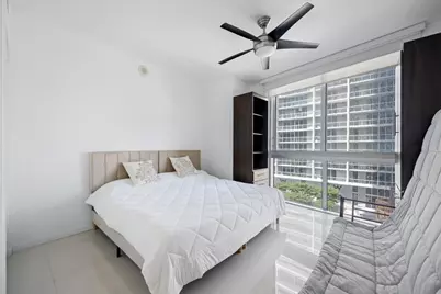 475 Brickell Avenue #1815, Miami, FL 33131 - Photo 11