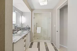 551 N Fort Lauderdale Beach Blvd, Fort Lauderdale, FL 33304 - Photo 15