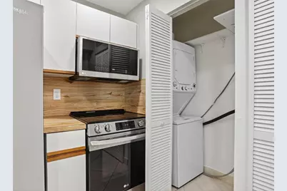 330 SE 20 Avenue #421, Deerfield Beach, FL 33441 - Photo 13