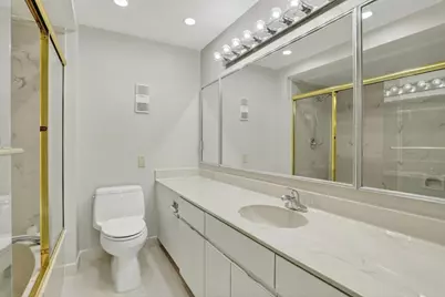 330 SE 20 Avenue #421, Deerfield Beach, FL 33441 - Photo 17