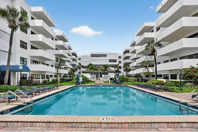 330 SE 20 Avenue #421, Deerfield Beach, FL 33441 - Photo 3