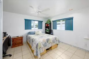 200 SE 11th St, Pompano Beach, FL 33060 - Photo 25