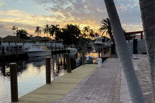 200 SE 11th St, Pompano Beach, FL 33060 - Photo 27