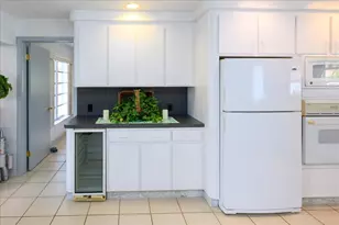 200 SE 11th St, Pompano Beach, FL 33060 - Photo 17