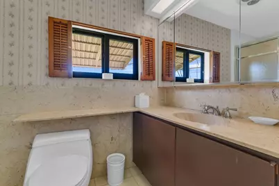 1774 NW 39th Place, Oakland Park, FL 33309 - Photo 29