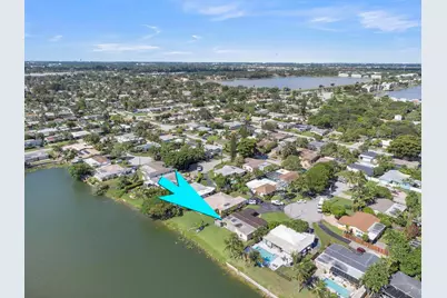 1774 NW 39th Place, Oakland Park, FL 33309 - Photo 5