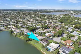 1774 NW 39th Pl, Oakland Park, FL 33309 - Photo 5