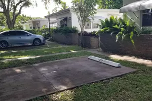 1933 Dewey St, Hollywood, FL 33020 - Photo 5