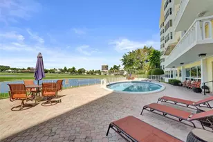 2500 NE 48th Ln, Fort Lauderdale, FL 33308 - Photo 17