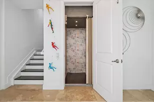 63 Isle of Venice Dr, Fort Lauderdale, FL 33301 - Photo 13