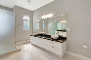 1776 Bay Dr, Pompano Beach, FL 33062 - Photo 33